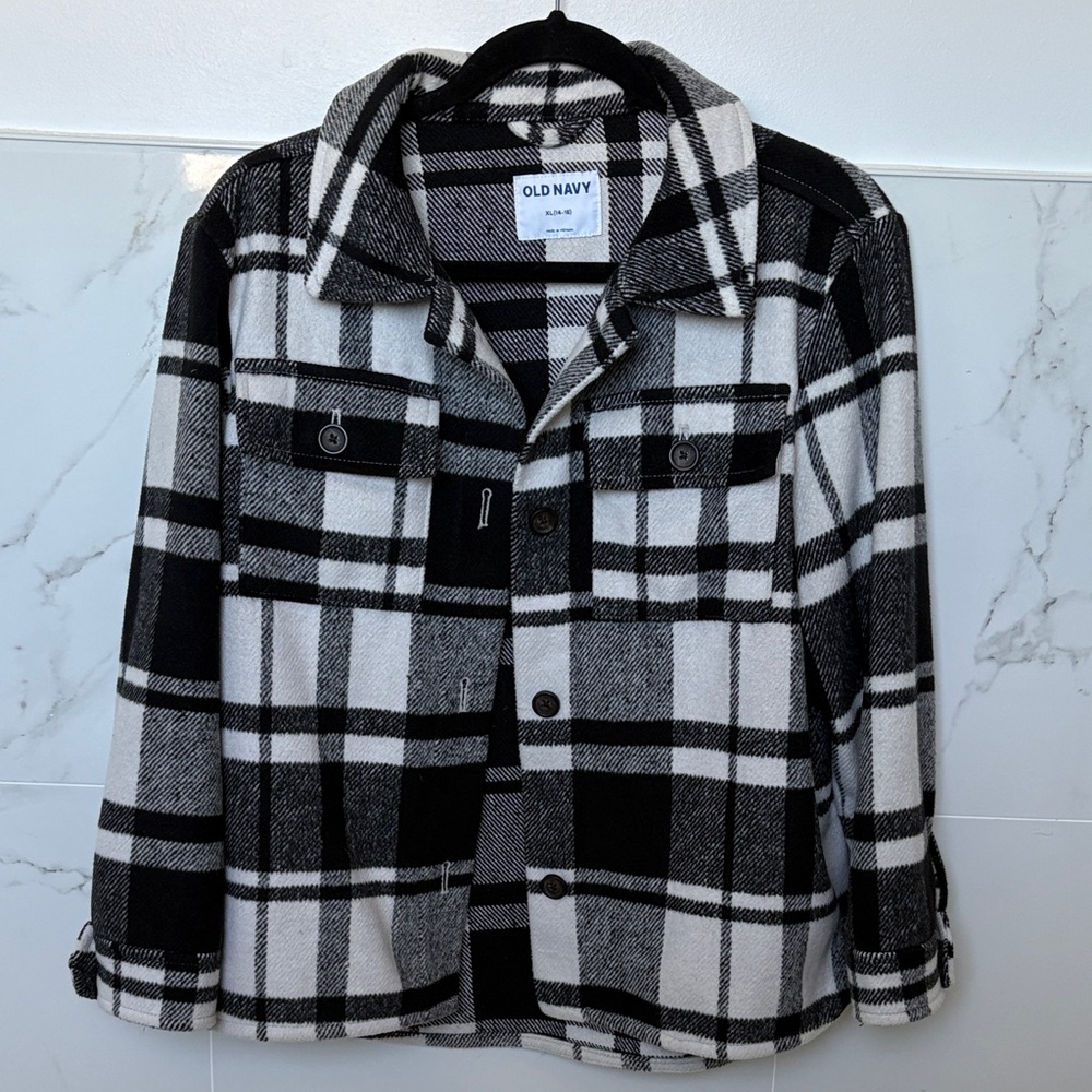 Old Navy Black and White Plaid Shirt Jacket